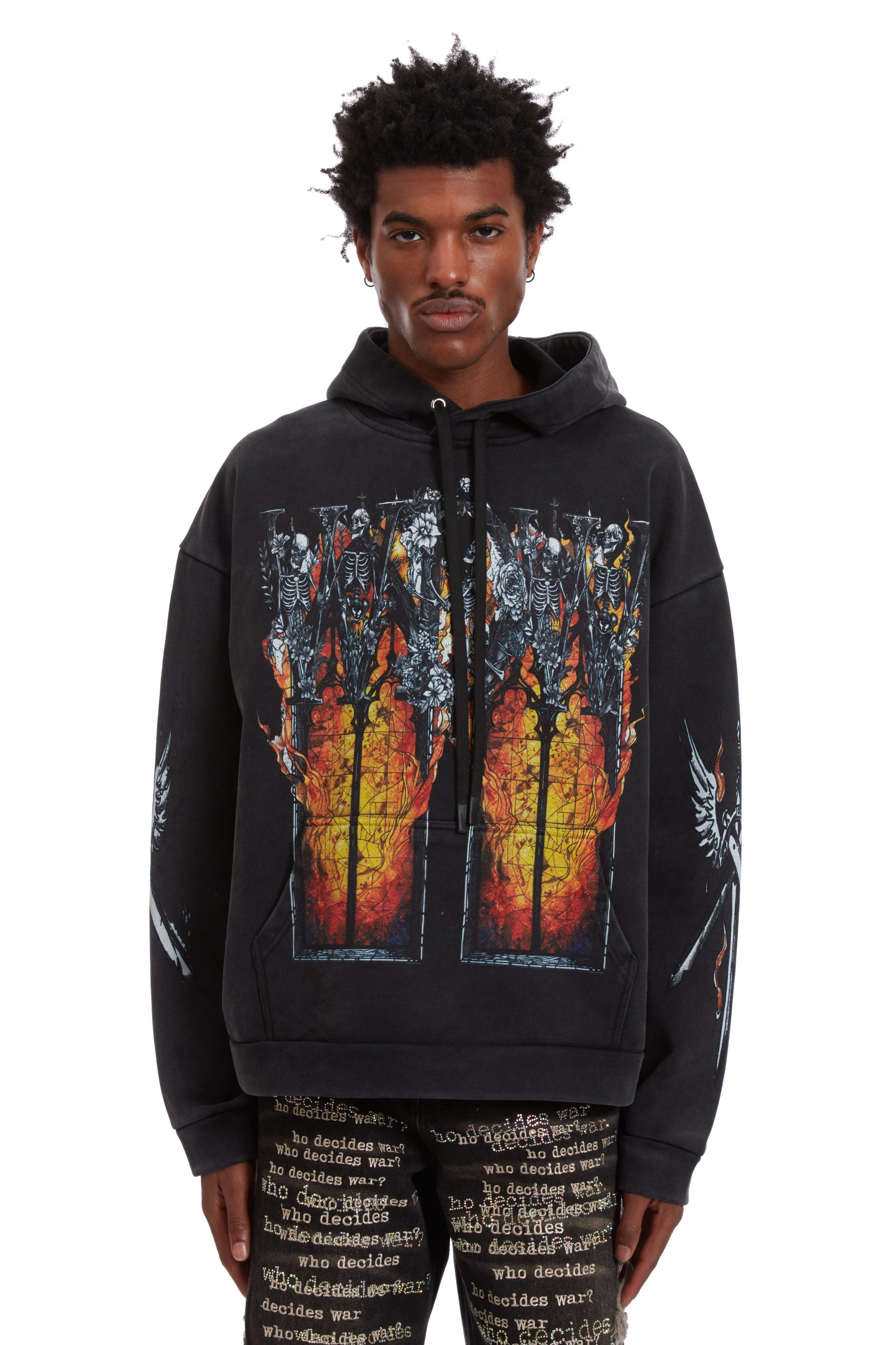 EMBER CHAPEL HOODED PULLOVER