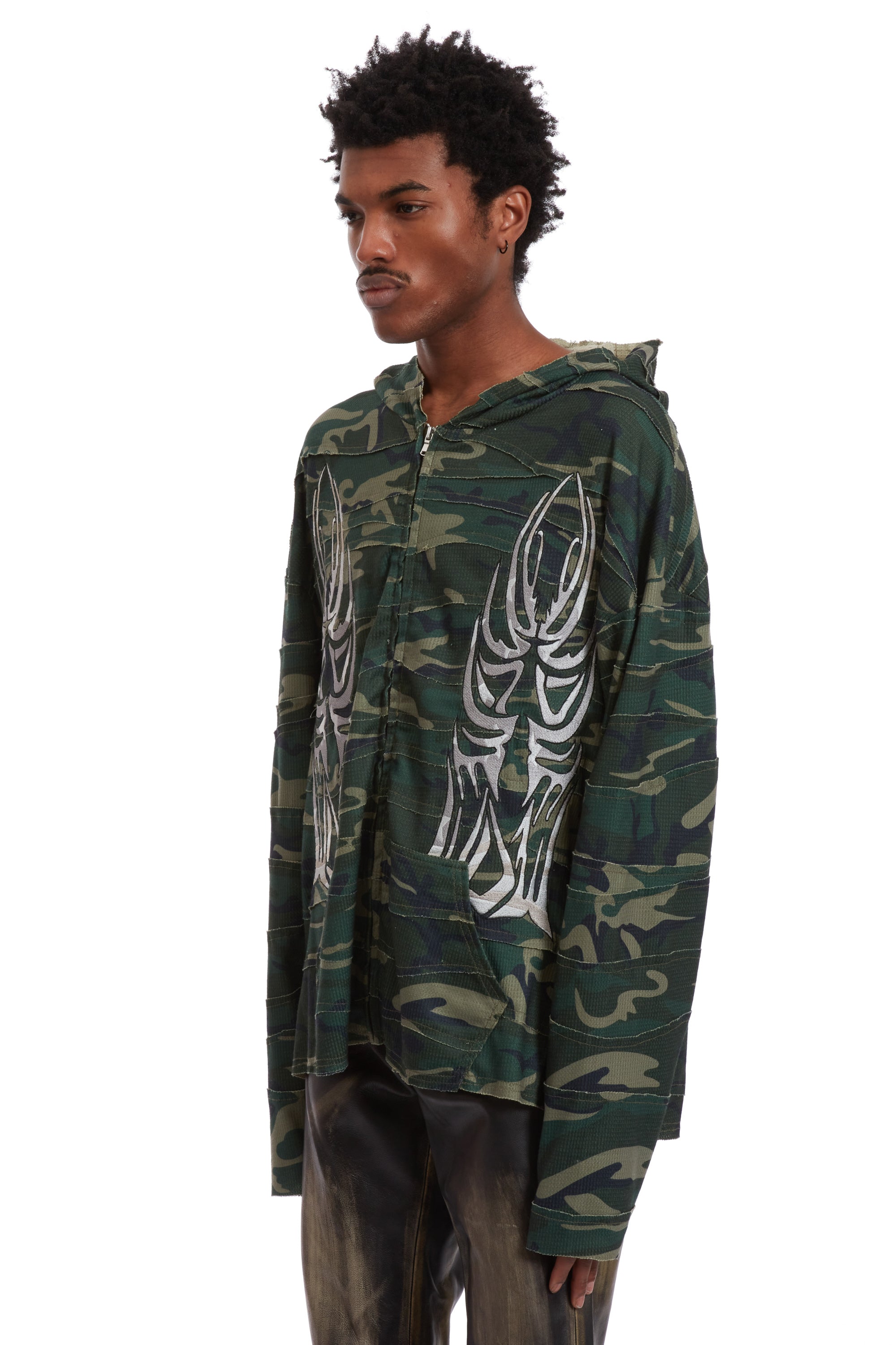 WINGED WAVELENGTH CAMO ZIP UP HOODIE