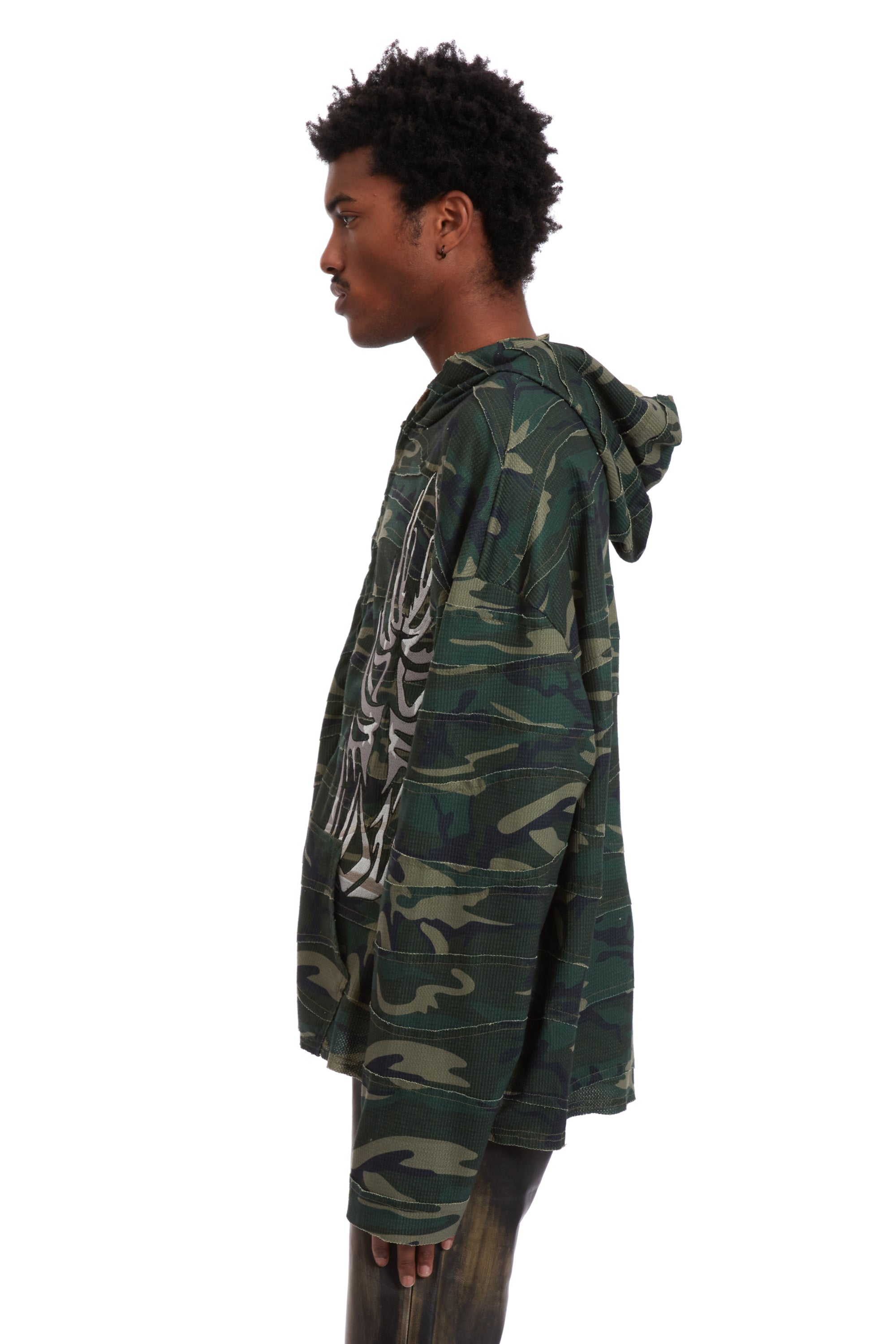 WINGED WAVELENGTH CAMO ZIP UP HOODIE