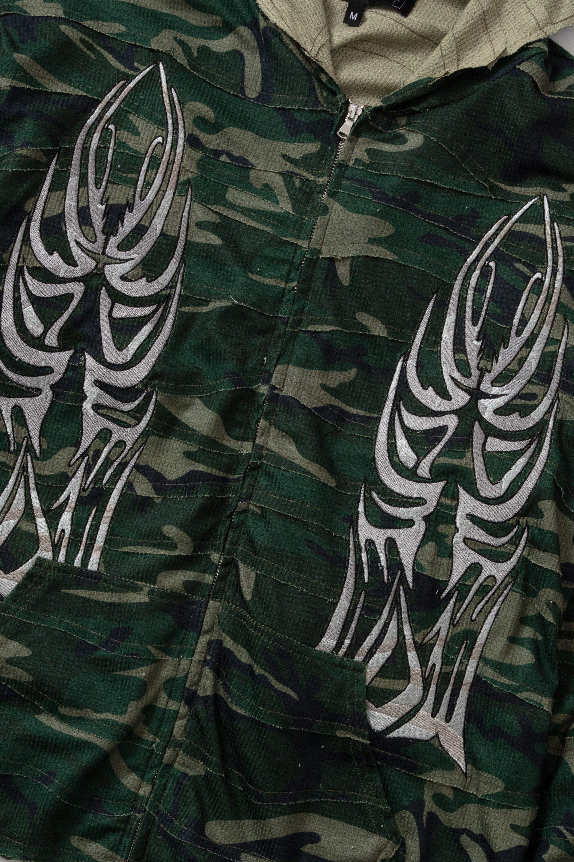 WINGED WAVELENGTH CAMO ZIP UP HOODIE