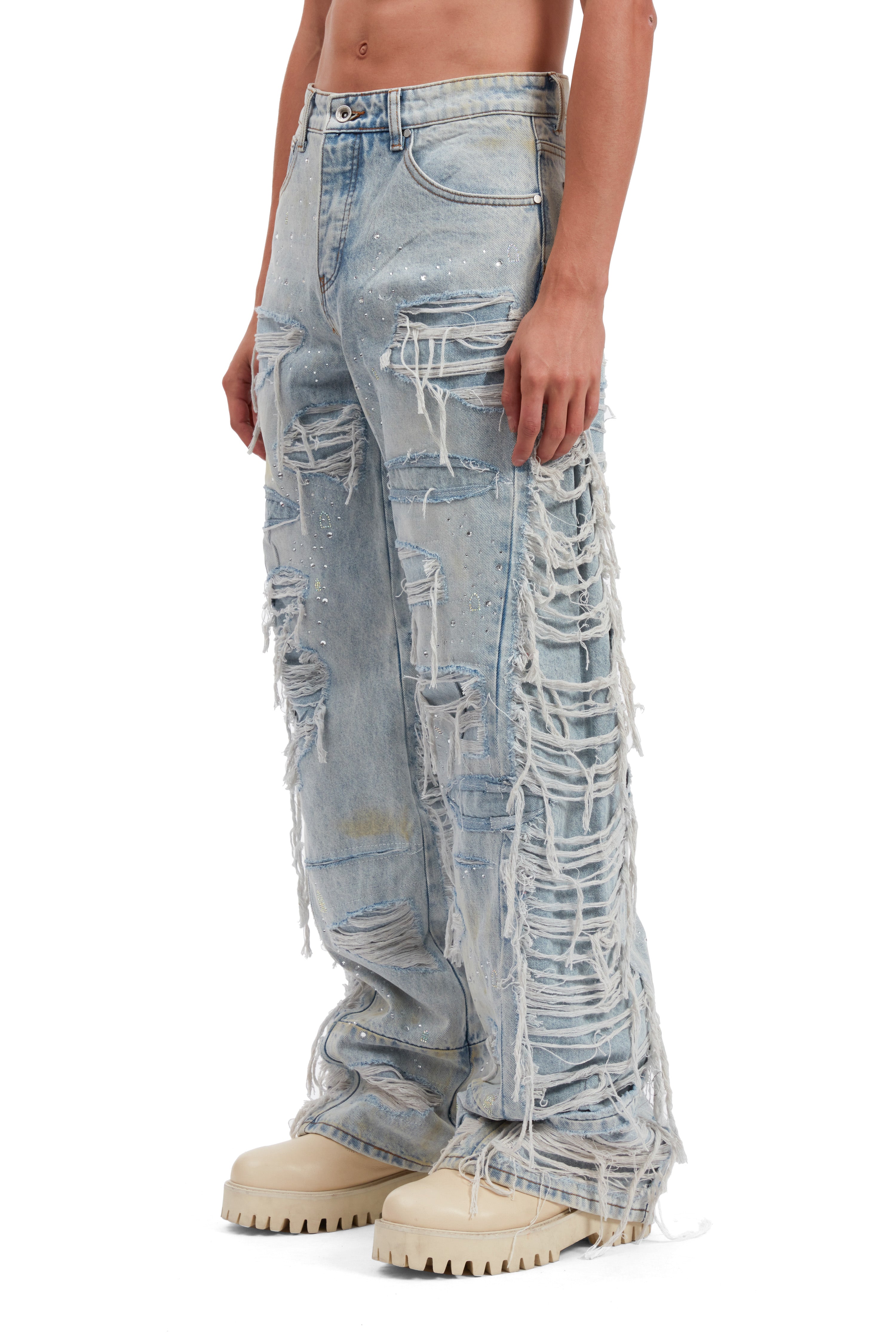 ULTRA FLARE DISTRESSED DENIM