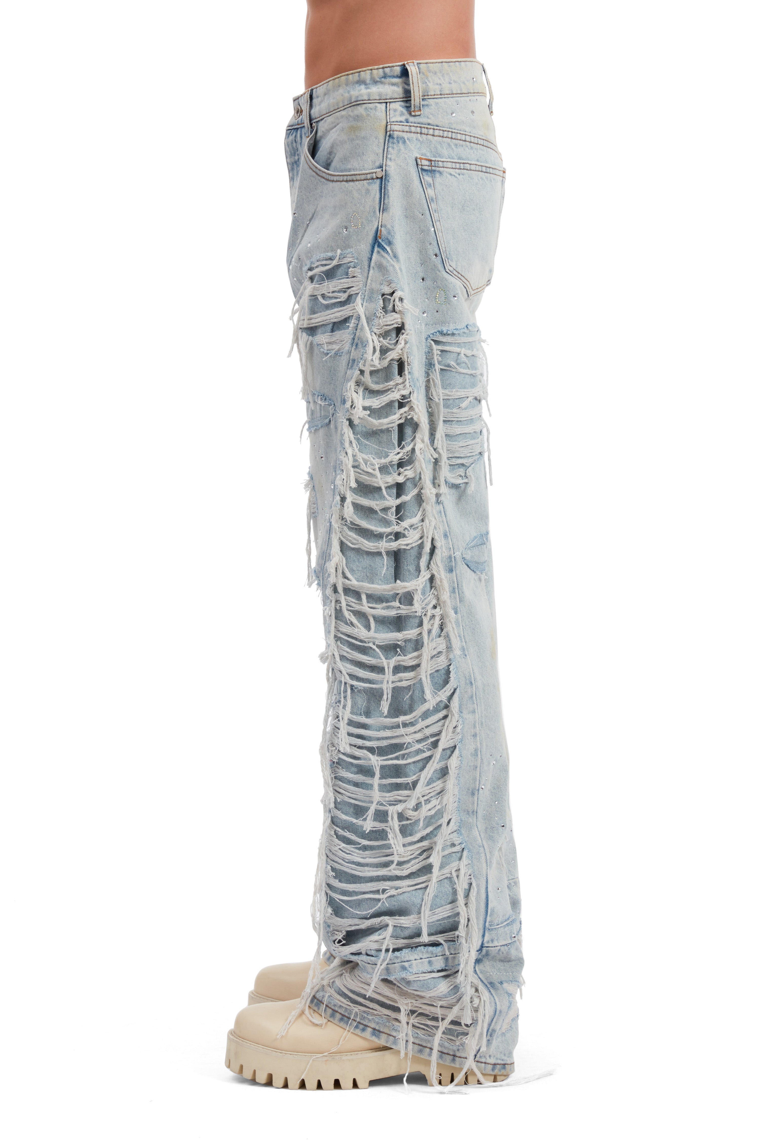 ULTRA FLARE DISTRESSED DENIM