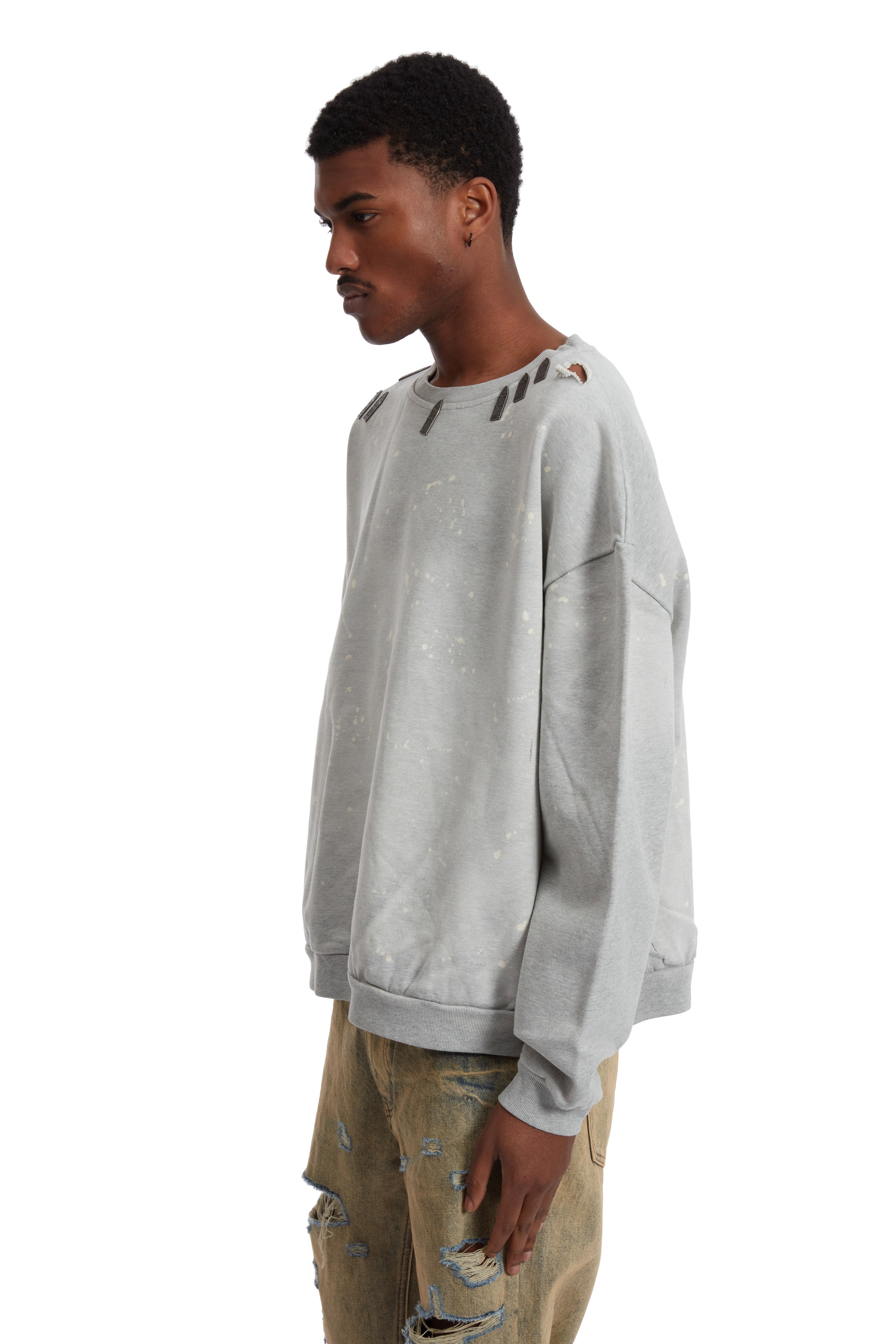 HARDWARE CREWNECK SWEATER